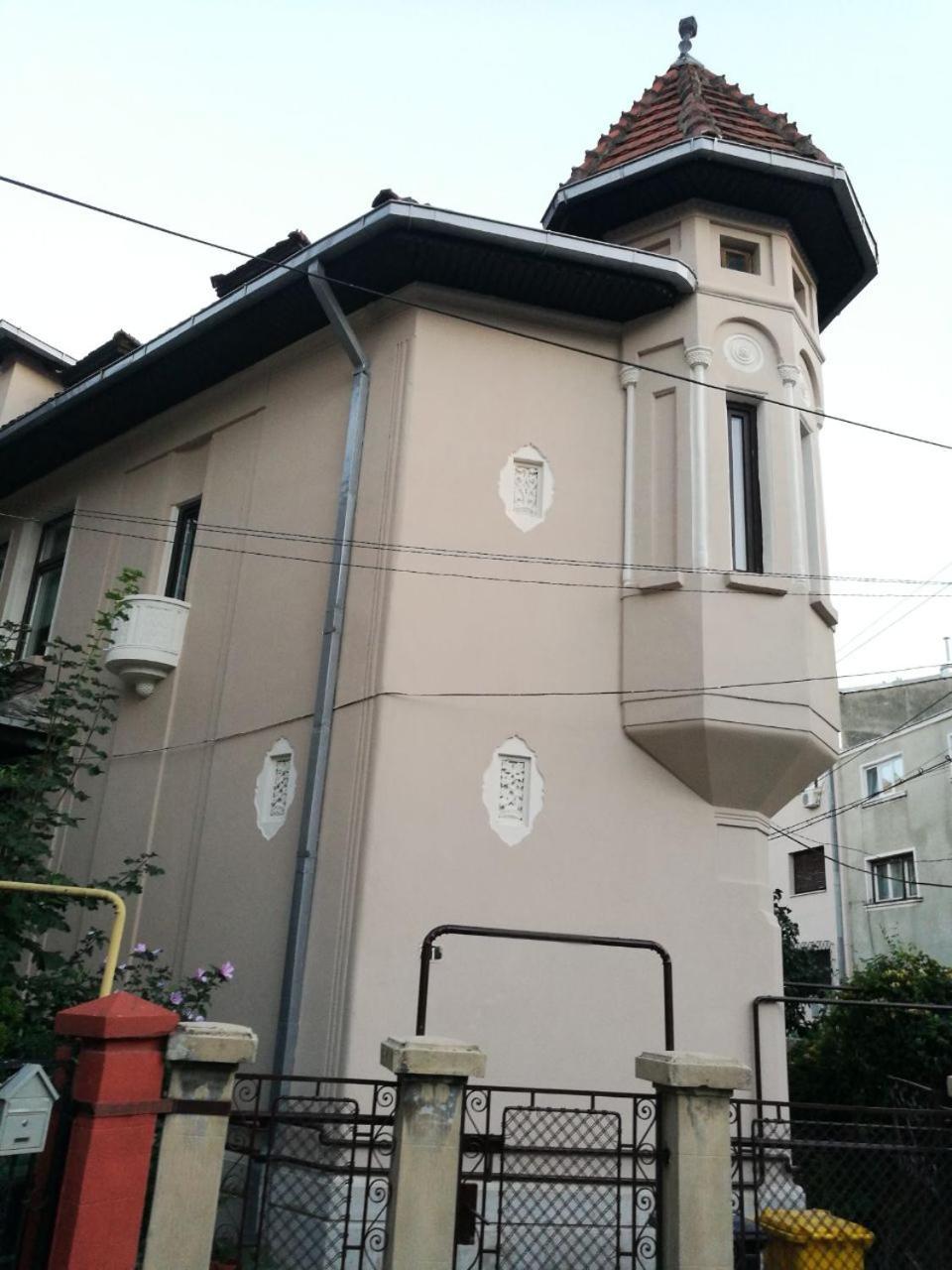 Metropole Apartments Invilla Old City بوخارست المظهر الخارجي الصورة