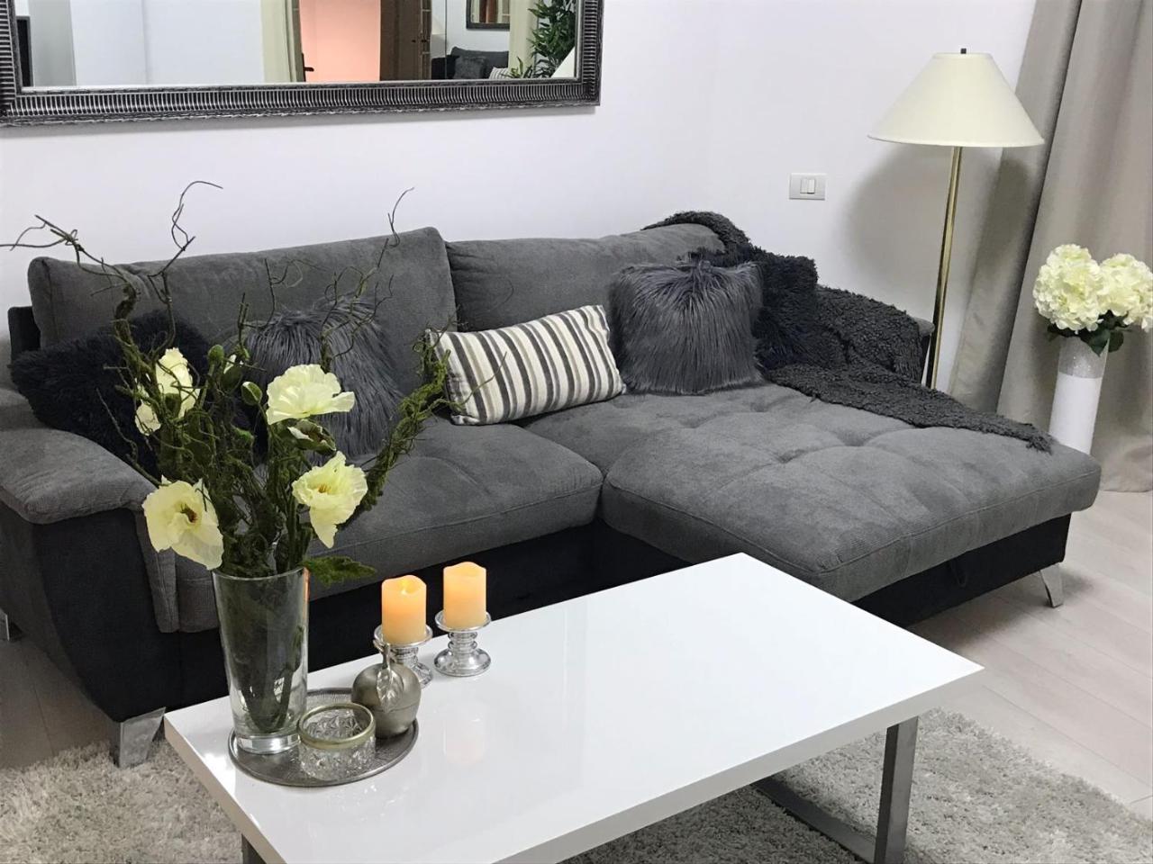Metropole Apartments Invilla Old City بوخارست المظهر الخارجي الصورة