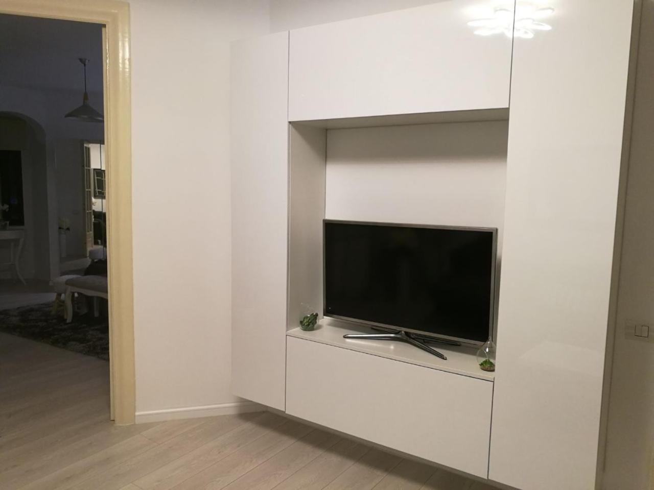 Metropole Apartments Invilla Old City بوخارست المظهر الخارجي الصورة